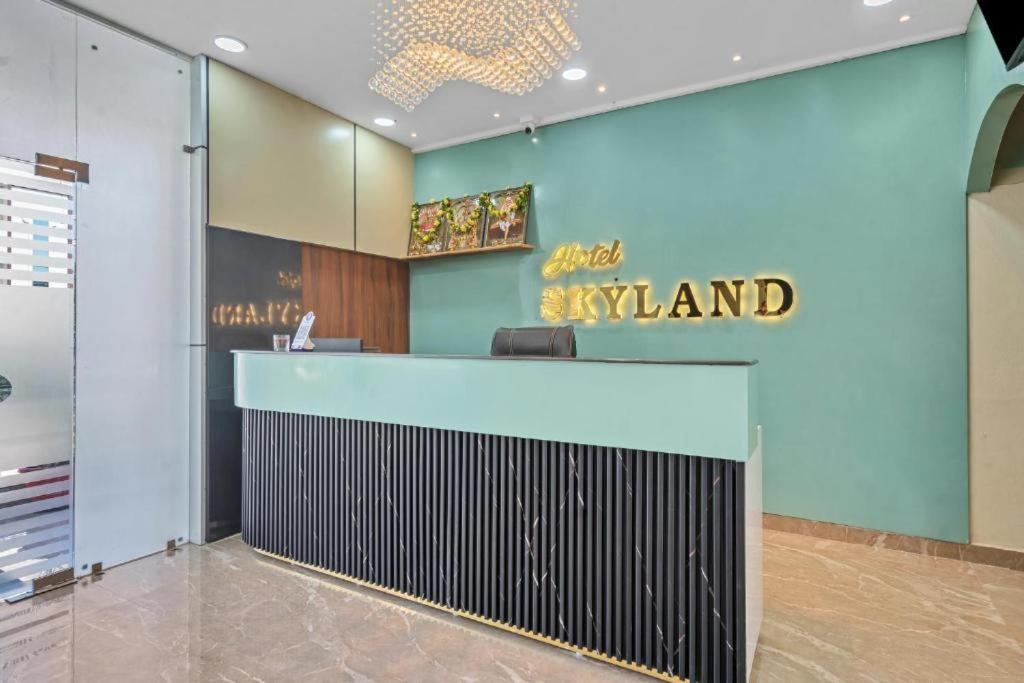 Hotel Sky Land Khammam Bagian luar foto